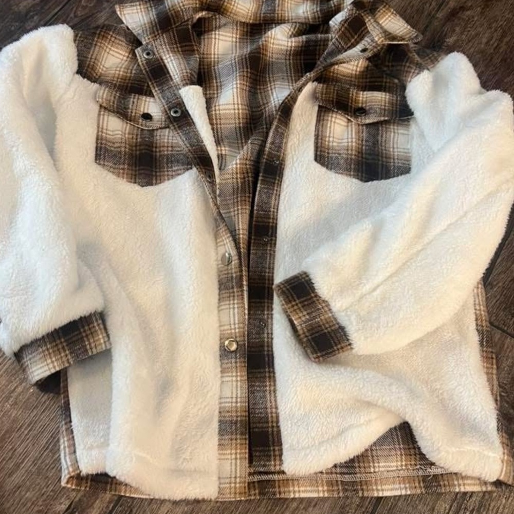 Boutique Plaid and Sherpa Shacket!